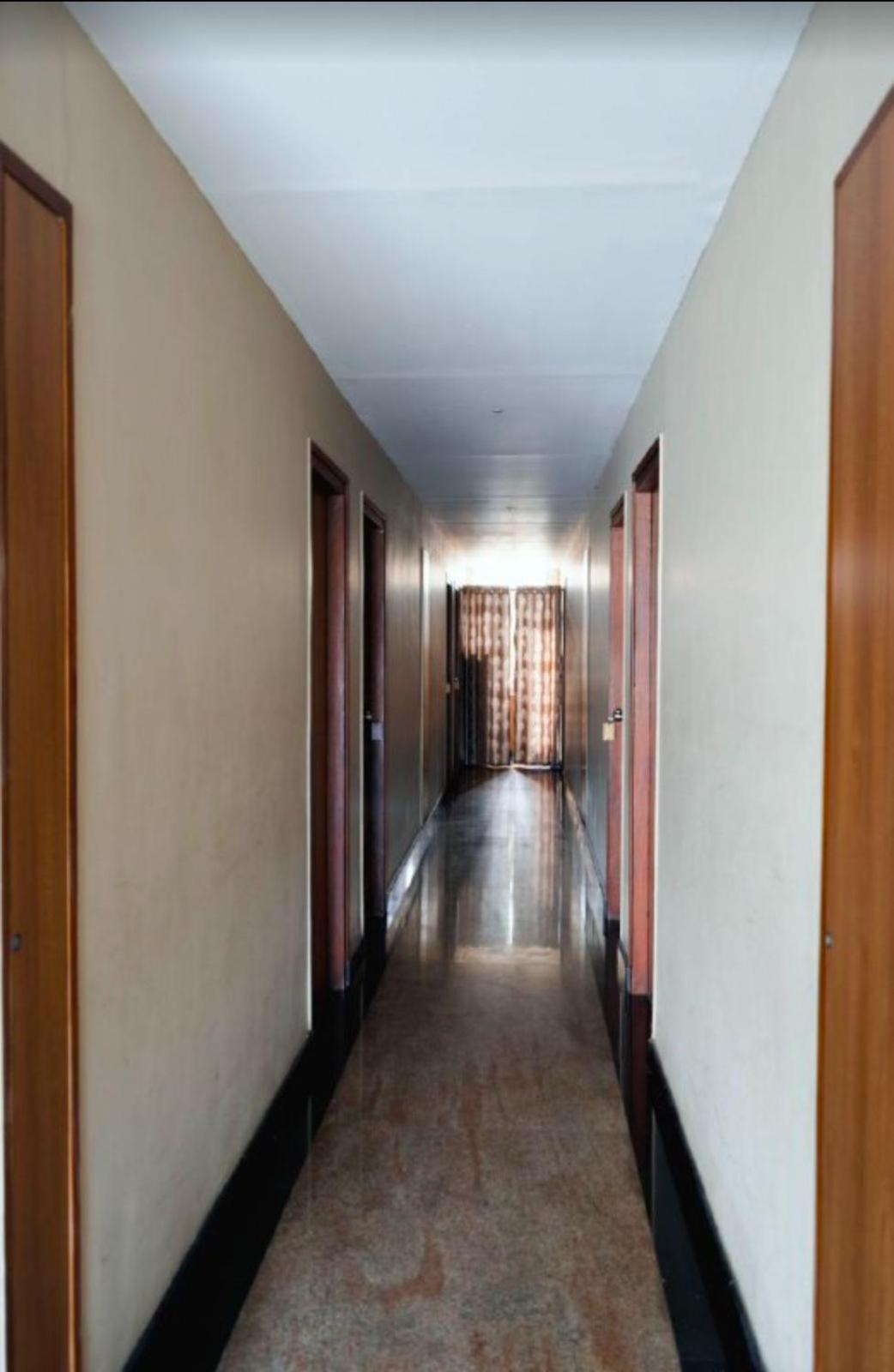 Samasth Rooms And Suits Mysore Εξωτερικό φωτογραφία
