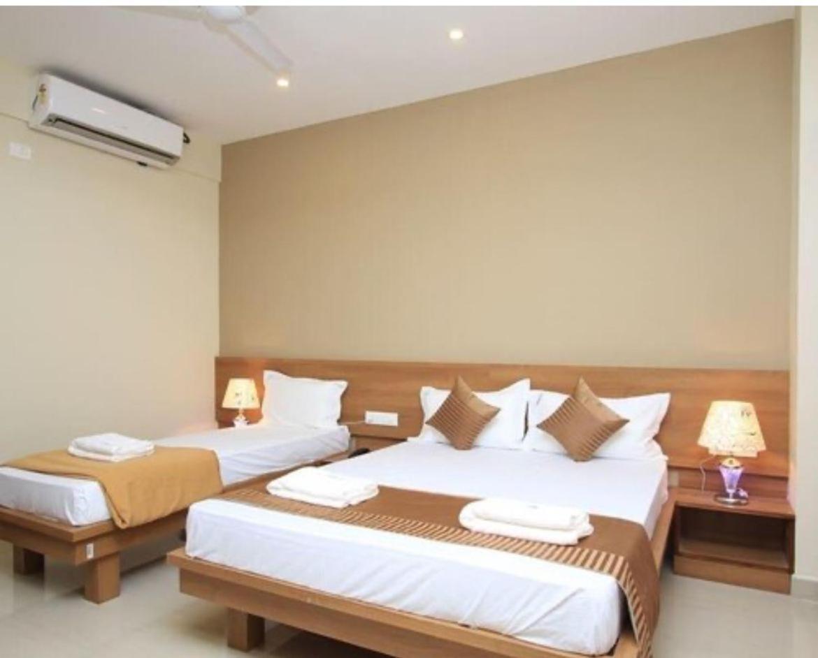 Samasth Rooms And Suits Mysore Εξωτερικό φωτογραφία